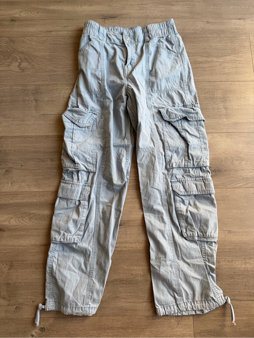 Pull & Bear light blue cargo pants with elastic waistband - size 4